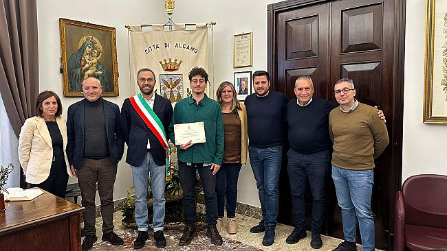 Alcamo, il sindaco Surdi ha incontrato Roberto Provenzano degli Elimi Jazz Quintet
