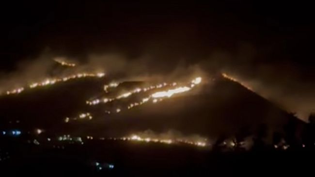 vasto-incendio-a-castellammare-famiglie-evacuate-per-precauzione