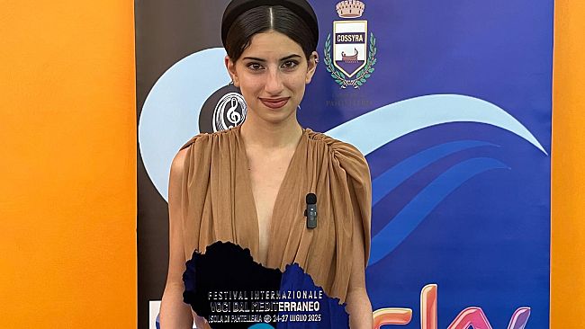 ​La campobellese Marianna Alè trionfa al Festival “Voci dal Mediterraneo”