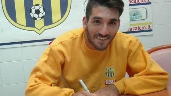 La dirigenza canarina scatenata sul mercato, si regala il terzo colpo di  mercato nel giorno dell’iscrizione al campionato di eccellenza: e’ Valerio Genesio