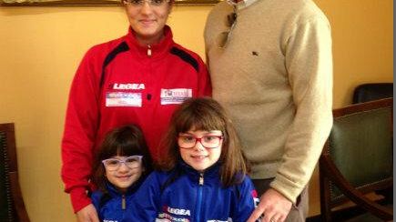A.S.D. Fighter Taekwondo Sicilia consegna targa all’amministrazione comunale.