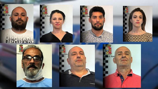 La Polizia di Stato arresta banda di 7 rapinatori della gioielleria Di Dia di Strasatti