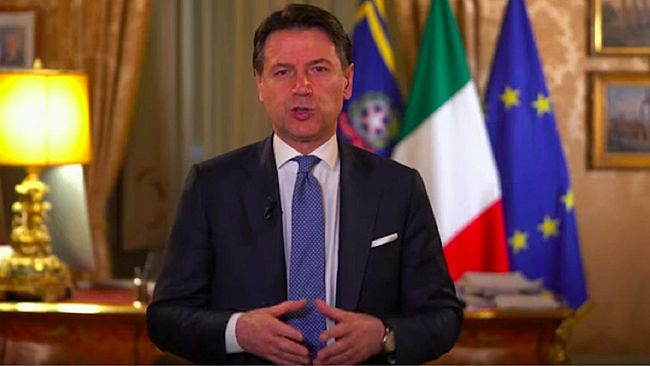 Conte presenta il “Cura-Italia”, 25 miliardi per combattere la crisi