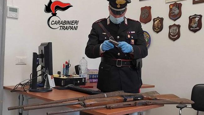 Pantelleria, 6 denunce per possesso abusivo di armi