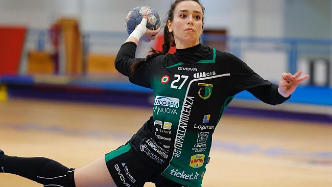 Handball, trasferta di Casalgrande Padana: le Arpie gia al lavoro per il match di sabato