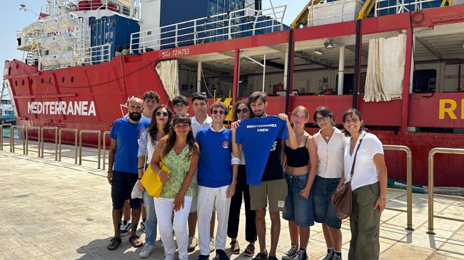 Una delegazione dei Giovani Democratici di Mazara e del Circolo PD a bordo della nave ONG Mediterranea