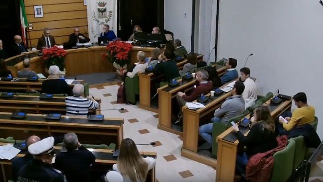 Alcamo e il Prg: polemiche tra incompatibilità, assenze e trattazione in aula