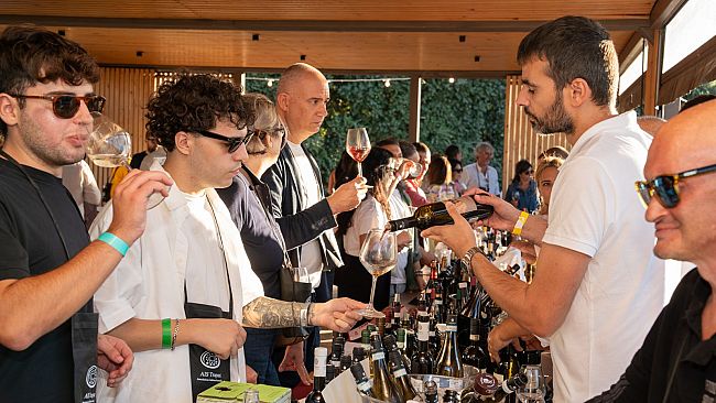 trapani/grande-successo-per-la-quarta-edizione-dellopenais-trapani-wine-pop-fest-a-misiliscemi