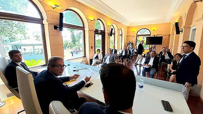 Pesca, Caro Gasolio, Musumeci incontra le marinerie siciliane