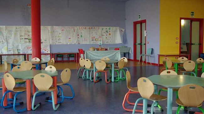 Mazara, acquistati 164 nuovi arredi scolastici