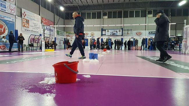 Volley: la pioggia ferma la gara. Sigel Marsala – Bartoccini Perugia non si è disputata per inagibilità del campo