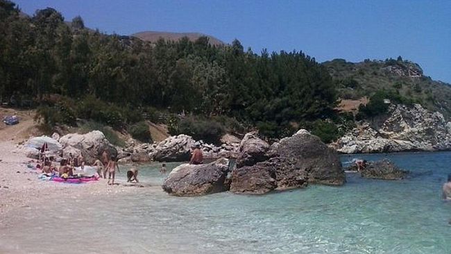 Giovane ferito da una fiocina a Cala Mazzo di Sciacca. Non ancora chiara la dinamica dell’incidente