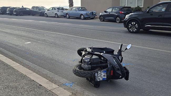 ​Trapani. Schianto con lo scooter contro un marciapiede, coppia di minori in ospedale