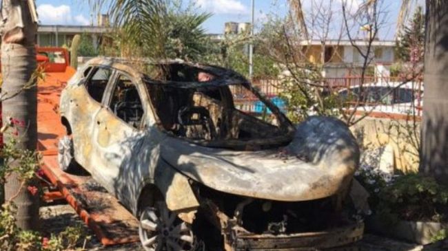 Gibellina, il sindaco non gli assegna l’alloggio e lui gli incendia l’auto. Arrestato dai carabinieri