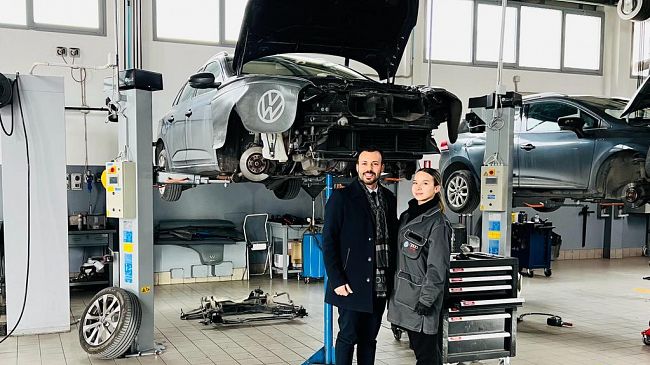 Essepiauto, l’ officina di Trapani accoglie una giovane tirocinante