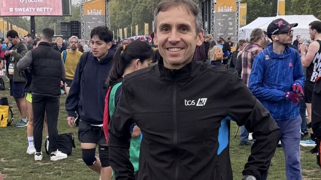 Il mazarese Sandro Sansone (PAM) alla Royal Parks Half Marathon di Londra