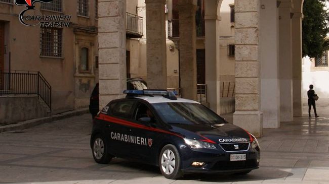 Alcamo, rubano 30 kg di cavi in rame: denunciati dai Carabinieri 