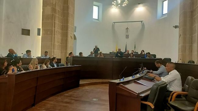 Mazara, il Consiglio comunale approva il PEF e la tariffa TARI. Vedi la diretta della seduta 