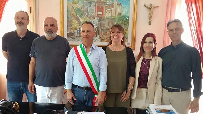 Campobello di Mazara, insediato questa mattina il nuovo sindaco Daniele Mangiaracina