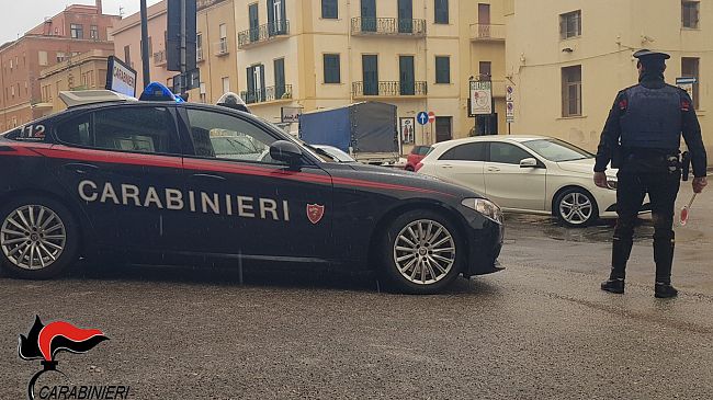 Trapani, rubano un'auto da un garage ma ha il GPS. Arrestati