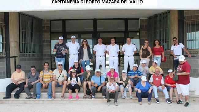 Mazara, l’Associazione “L’Oasi di Torretta Onlus” in visita alla Capitaneria di Porto