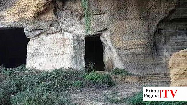 VIDEO – Il desolante scenario dell’Ipogeo di San Bartolomeo, abbandonato fra incuria e sterpaglie