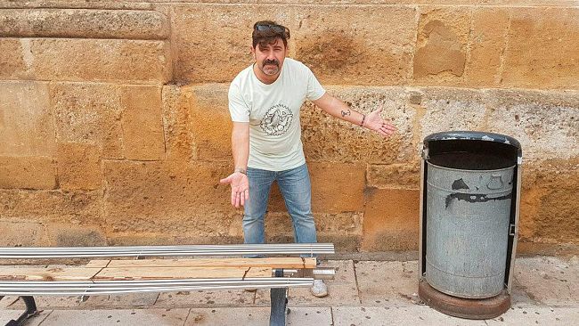 VIDEO – Nuove tecniche di decoro e manutenzione in piazza della Repubblica