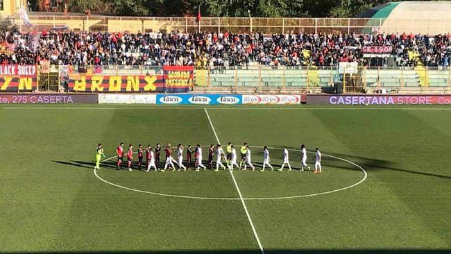 Calcio, termina con un pareggio a reti bianche Casertana – Trapani