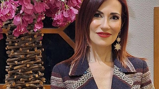 La scrittrice Bia Cusumano vince il 1° Premio internazionale “Mondello Arte expo 2025” per la Poesia