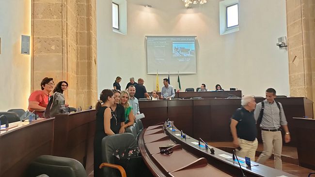 Mazara, Consiglio comunale, assente la maggioranza, seduta rinviata a domani