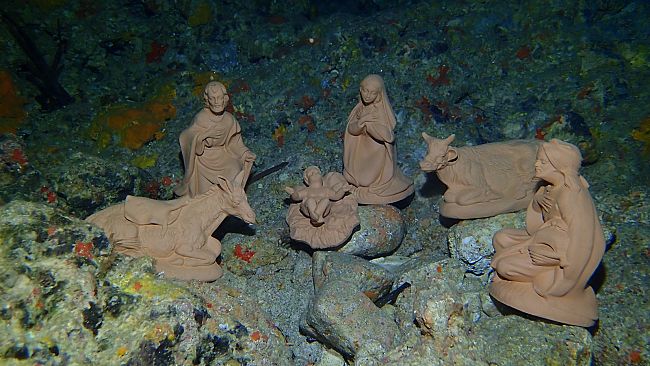 Inaugurato il primo presepe subacqueo nel mare di Trapani 