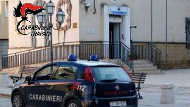 Manomettevano i contatori per rubare energia, arrestati dai Carabinieri