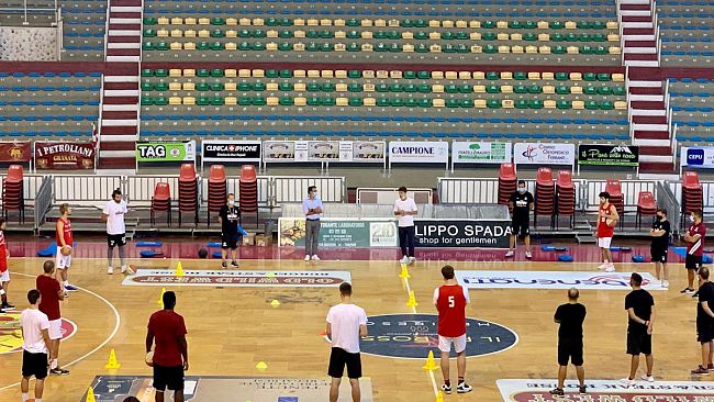 Pallacanestro Trapani, ieri pomeriggio al via la stagione al PalaConad