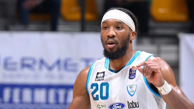 Basket LBA, domani si gioca Acqua San Bernardo Cantù - Trapani Shark