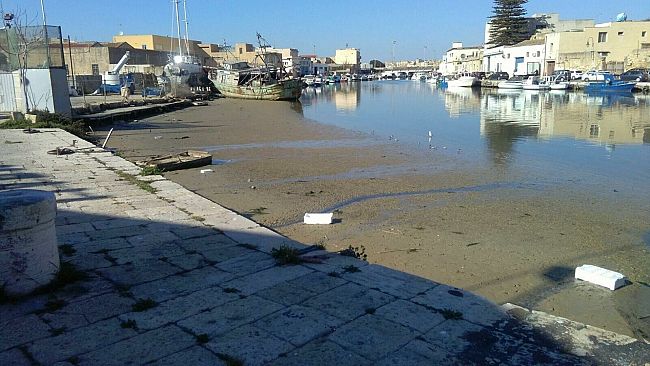 Mazara, passi avanti verso il dragaggio del porto. La “Colmata B” assente dagli elenchi dei siti da proteggere aggiornati dal Ministero dell’Ambiente