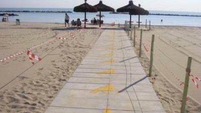 A Tre Fontane rubati sei scivoli per i disabili