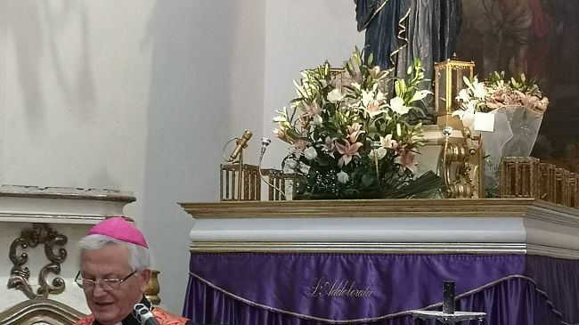 L’invocazione all’Addolorata, domani campane a festa e drappi bianchi alle finestre
