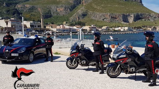 Valderice, furti in abitazione. Denunciato uno straniero dai carabinieri 