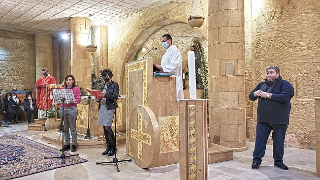 Al Santuario Santo Padre Perriere di Marsala messa in Lis