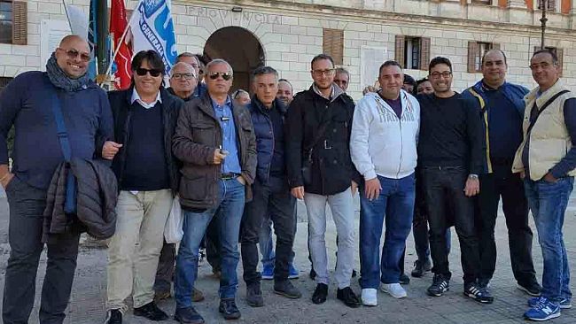Trapani, stipendi arretrati per i lavoratori delle cooperative di accoglienza dei migranti