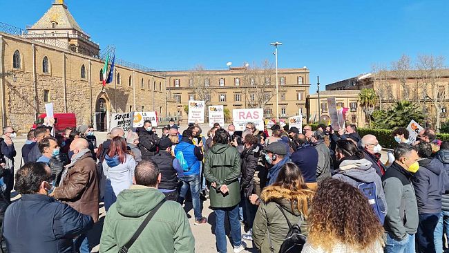 Ultimatum alla politica, presenti i ristoratori trapanesi: «Non ci fermeremo»