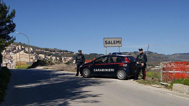 Salemi, 31enne arrestato per danneggiamento aggravato a Pubblico Ufficiale