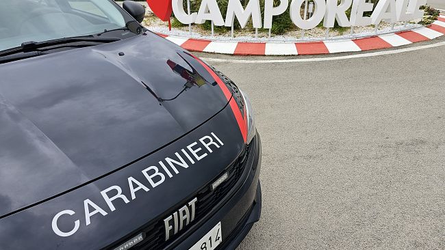 Camporeale, scoperta una discarica abusiva di rifiuti. Denunciato un 52enne