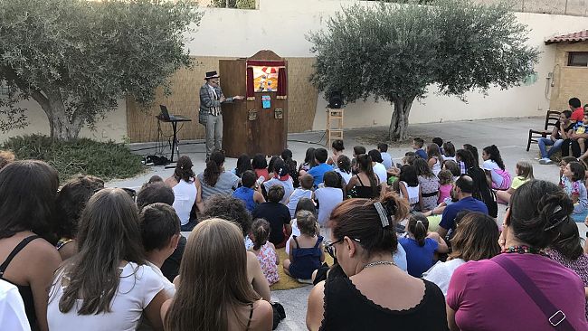 Successo di pubblico per SCILLA E CARIDDI – Teatro per bambini – E se diventi Farfalla