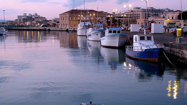 Peschereccio di Siracusa affonda a Malta, un morto e un disperso