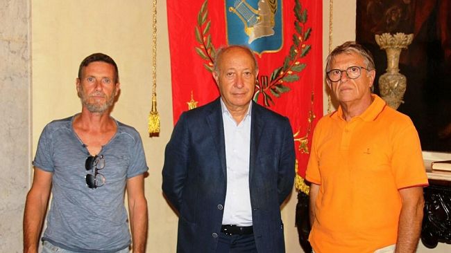 Marsala: incontro al Palazzo Municipale fra il sindaco Di Girolamo e i componenti del Comitato marsalese dell’Associazione “Aiutiamoli a Vivere”