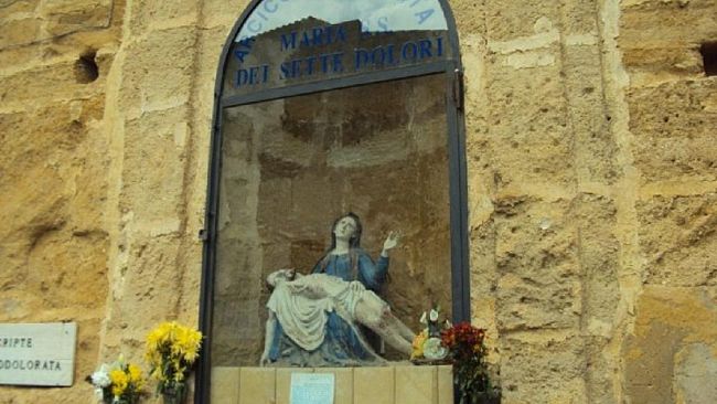 Li Fiureddi, storia delle edicole votive della civiltà contadina
