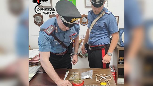 Pantelleria. I carabinieri trovano cocaina, hashish e marijuana. Due arresti 