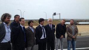 Finalmente aperta al traffico la sopraelevata. Presenti i candidati sindaci Cristaldi e Frazzetta