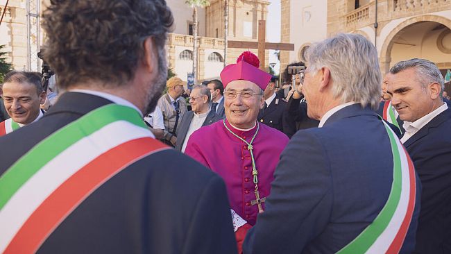 Per Mons. Giurdanella un anno da Vescovo: oggi la messa nella Cattedrale di Mazara